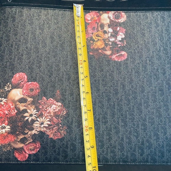Dior Skull pouch - Picture 7 of 7